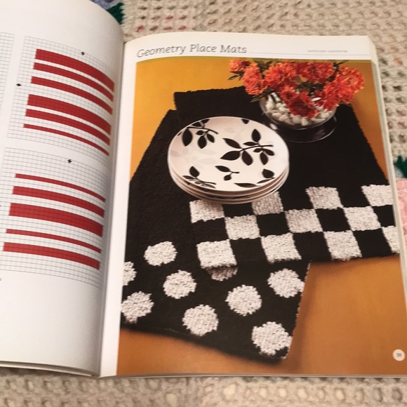 Hook, Loop & Lock Project Book Bundle - Picture 6 of 10